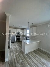 519 Friendship Rd in Mary Esther, FL - Building Photo - Building Photo