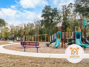 5747 Peach Dr in Milton, FL - Building Photo - Building Photo