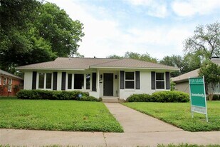 6335 Monticello Ave in Dallas, TX - Building Photo