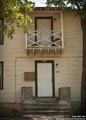 362 Claremont Ave in San Antonio, TX - Building Photo - Building Photo