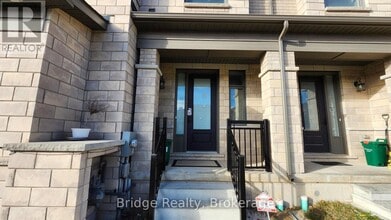 884 Sobeski Ave in Woodstock, ON - Building Photo - Building Photo