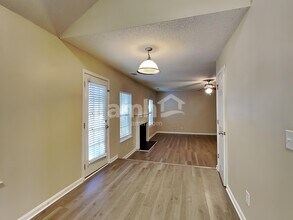 2988 Cherohala Pt SW in Atlanta, GA - Building Photo - Building Photo