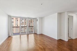 545 N Dearborn St in Chicago, IL - Building Photo - Building Photo