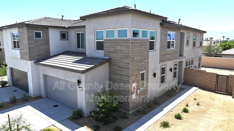 43141 Passagio Lago Way in Indio, CA - Building Photo