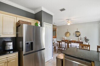 10891 SW 88th Terrace in Miami, FL - Building Photo - Building Photo