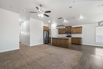 7523 87th St in Lubbock, TX - Building Photo - Building Photo