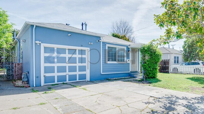 property at 812 Humboldt St