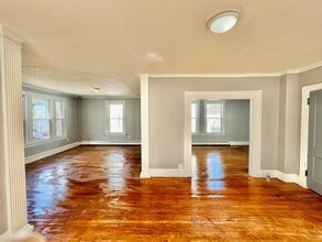 70 4th St in Auburn, ME - Building Photo - Building Photo