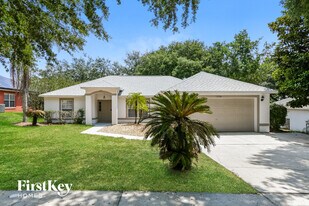 1254 Kenworth Dr in Apopka, FL - Building Photo