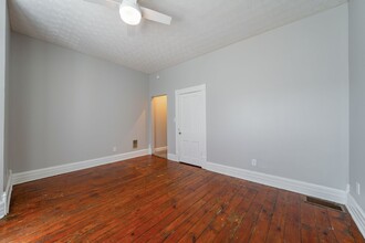 809 1/2-732 Neil Ave in Columbus, OH - Building Photo - Building Photo