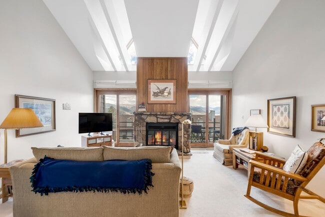property at 89100 Ryan Gulch Rd