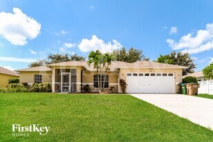 1116 SW 47th St in Cape Coral, FL - Building Photo