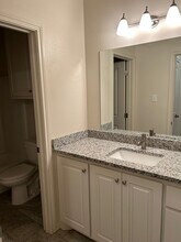 9603 Iola Ave in Lubbock, TX - Foto de edificio - Building Photo