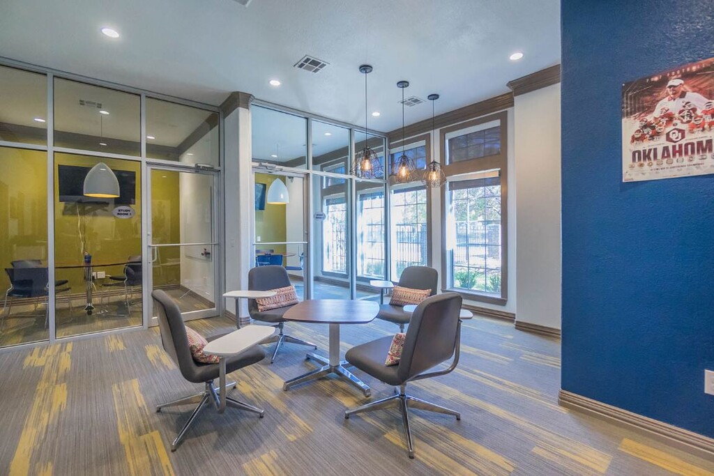 The 2900 Apartments in Norman, OK