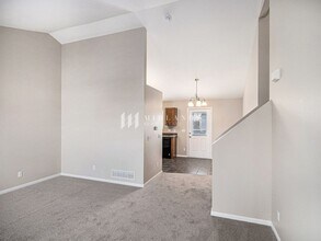 16125 Greenleaf St in Omaha, NE - Building Photo - Building Photo