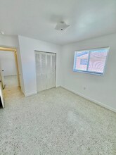 626 W 17th St, Unit 626 W 17th St in Hialeah, FL - Foto de edificio - Building Photo