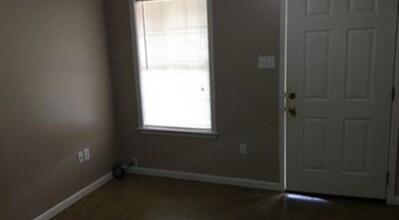 1001 Saratoga St in Ruston, LA - Building Photo - Building Photo
