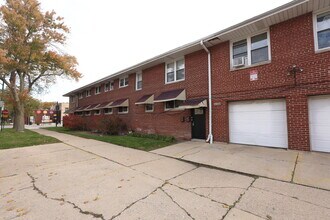 3151 N Melvina Ave in Chicago, IL - Building Photo - Building Photo