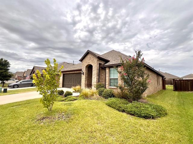 319 Camille Crossing in Celina, TX - Building Photo - Building Photo