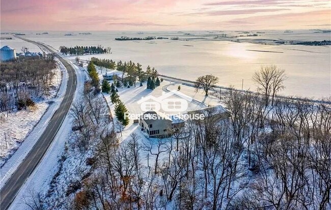 property at 18927 170th St