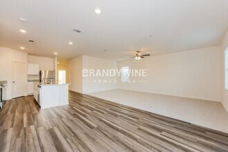 8336 Sniptoe Dr in Fort Worth, TX - Foto de edificio - Building Photo