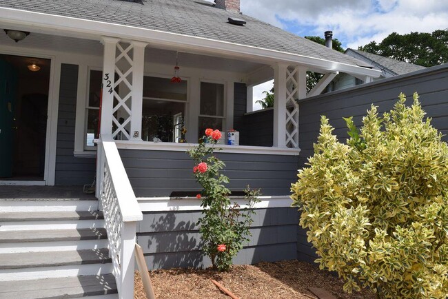 property at 324 S 3rd St
