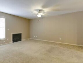 3446 Stoneway Ct in Champaign, IL - Building Photo - Building Photo