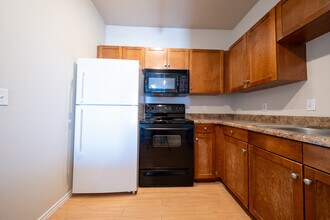 13560 Technology Dr. in Eden Prairie, MN - Building Photo - Building Photo