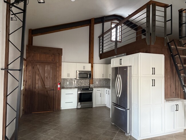 11923 Fuller Rd in Albany, IL - Building Photo - Building Photo