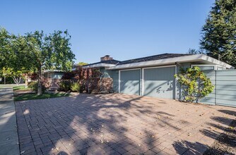 509 Manor Dr in Salinas, CA - Building Photo - Building Photo