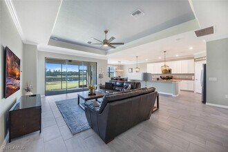 11873 Hickory Estate Cir in Ft. Myers, FL - Building Photo - Building Photo
