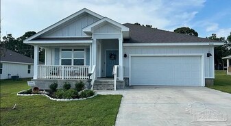 2624 Saltgrass Wy in Crestview, FL - Building Photo