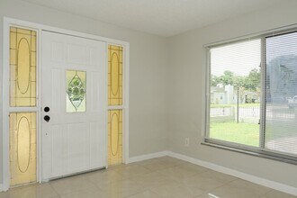 2431 S Brown Ave in Orlando, FL - Building Photo - Building Photo