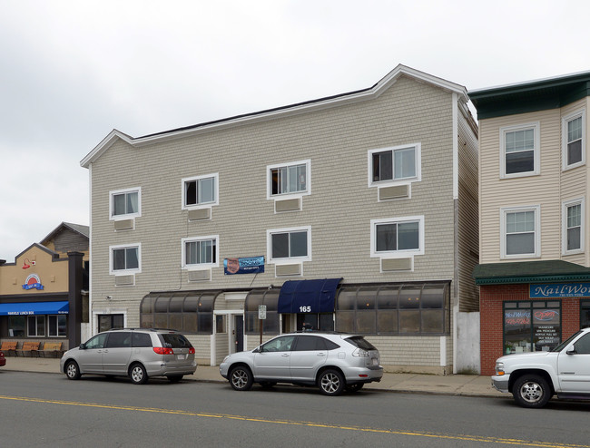 165 Nantasket Ave in Hull, MA - Foto de edificio - Building Photo