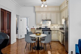80 E Brookline St, Unit 2 in Boston, MA - Building Photo - Building Photo
