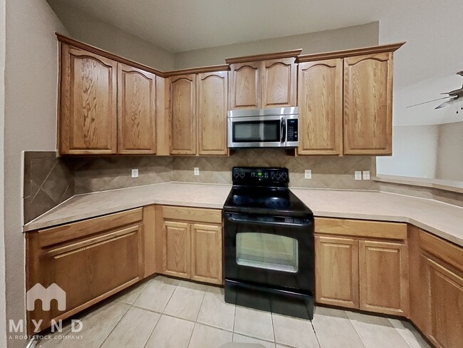 1002 Camp Verde Dr in Forney, TX - Building Photo - Building Photo