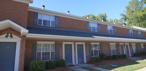 Rownetree Woods in Greenville, NC - Building Photo