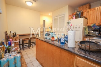 Symphony Apartments in Boston, MA - Foto de edificio - Building Photo