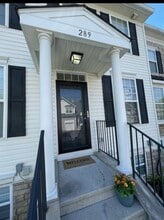 289 Preswicke Ml in Blacklick, OH - Foto de edificio - Building Photo