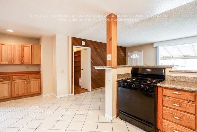 1200 W 10th St in Antioch, CA - Building Photo - Building Photo