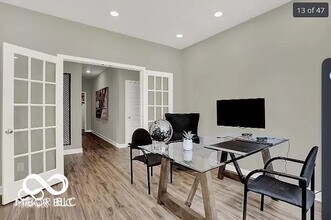 1085 Sunderland Dr in Greenwood, IN - Building Photo - Building Photo