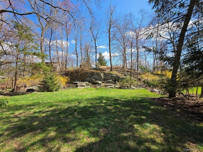36 Julie Ln in Greenwood Lake, NY - Building Photo - Building Photo