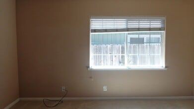 335 Nevada St in Gridley, CA - Building Photo - Building Photo