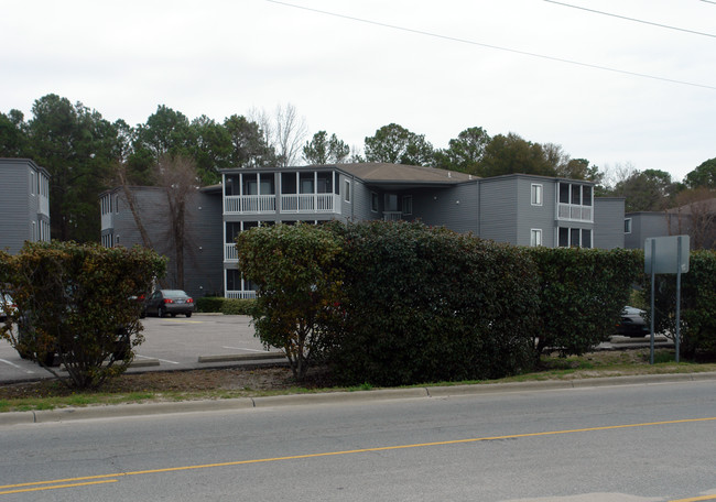 10166-10174 Beach Dr SW in Calabash, NC - Building Photo - Building Photo