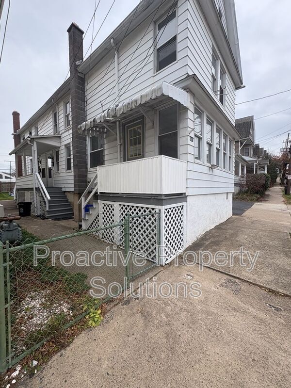 461 Madison St in Wilkes-Barre, PA - Building Photo - Building Photo