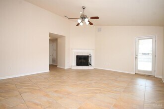4715 Frances St, Unit 6B in Milton, FL - Building Photo - Building Photo