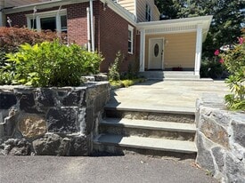 193 Chappaqua Rd in Briarcliff Manor, NY - Building Photo