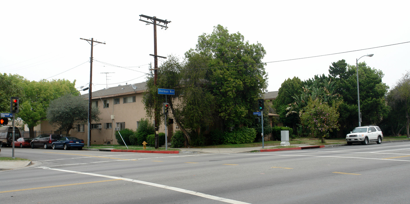 13857-13861 Sherman Way in Van Nuys, CA - Building Photo