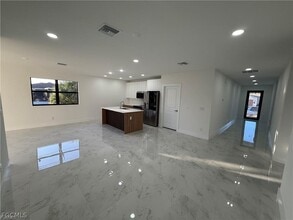 4342 NW 34th Pl in Cape Coral, FL - Building Photo - Building Photo