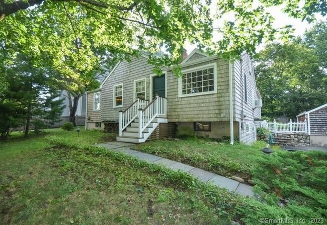 148 Imperial Ave in Westport, CT - Building Photo - Building Photo